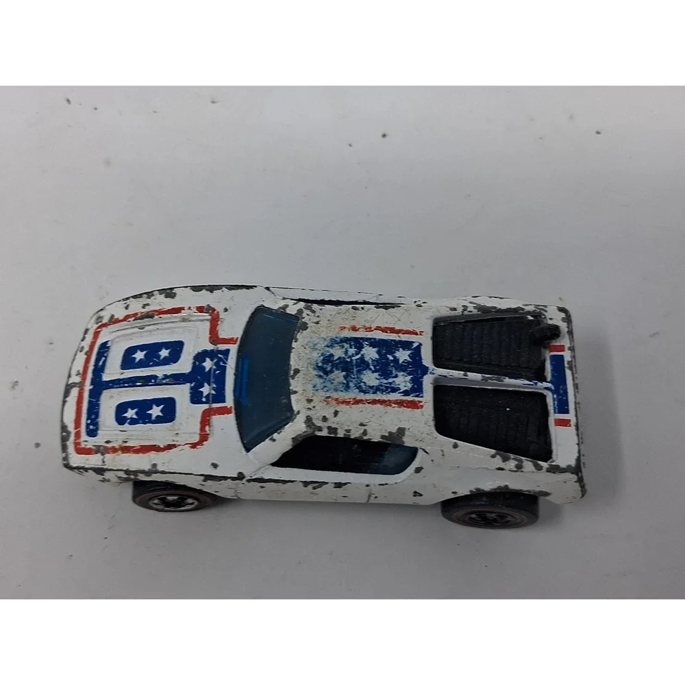 Hot Wheels Redline Warpath White Enamel Flying Colors Vintage Original.  X